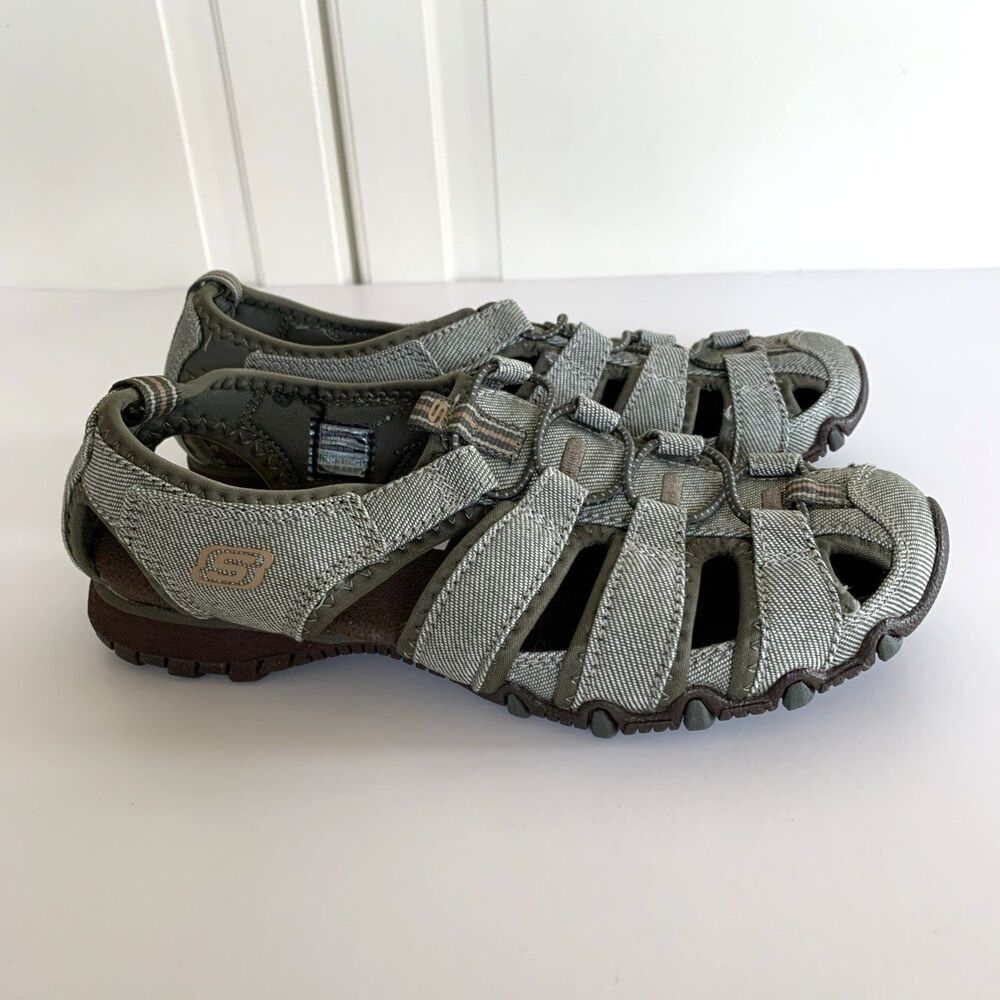 Skechers Outdoor Lifestyle Slip On Shoes Olive Green Women’s Size 6.5